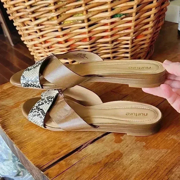 Nurture Natalia brown sandals 9.5 - Picture 4 of 12